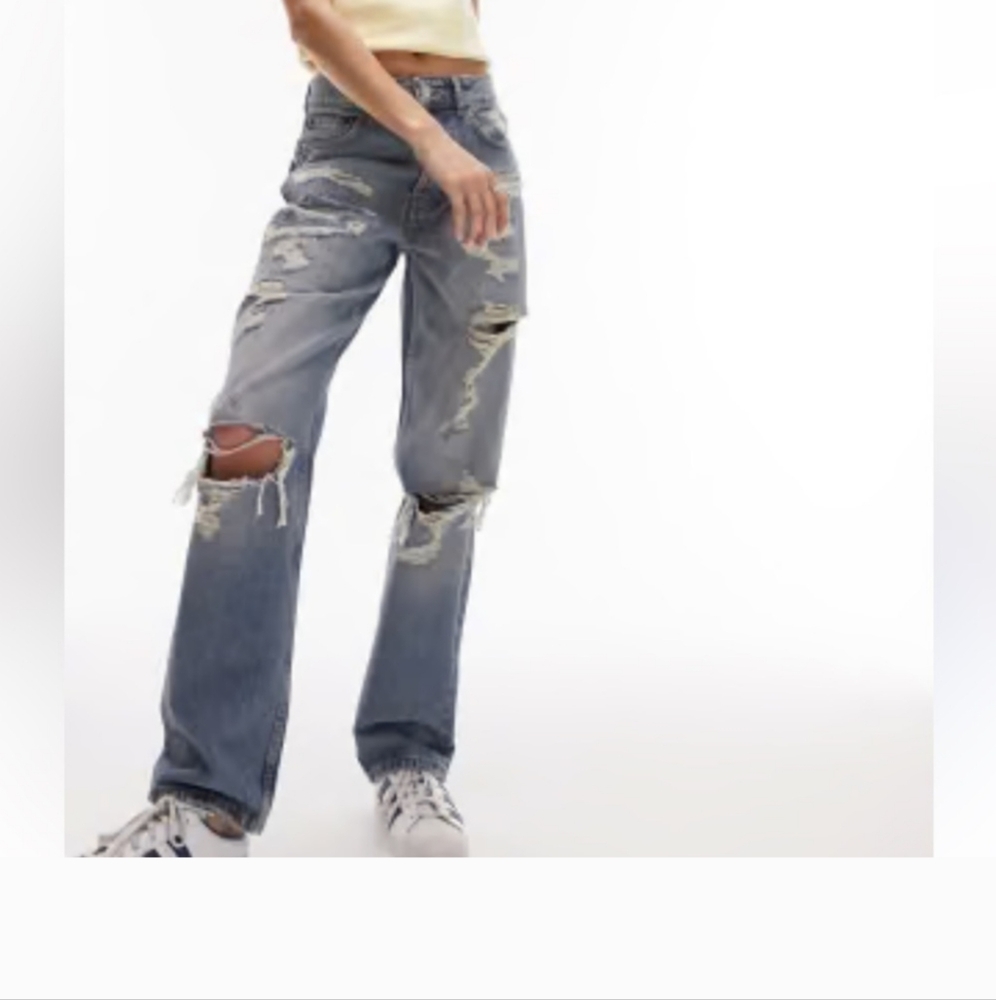 Distressed Light Blue Jeans